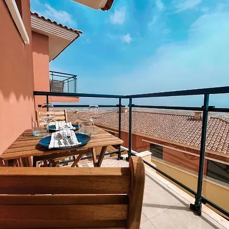 Buena Vista Castillo Bay Apartment